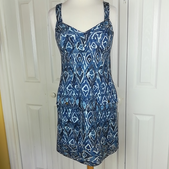 Maggy London Dresses & Skirts - NWT Maggy L snake skin print sleeves dress